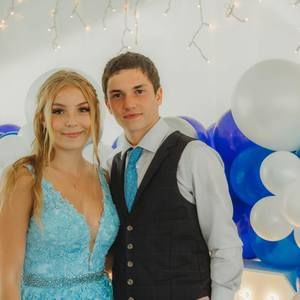 Meet your Posher, Easton